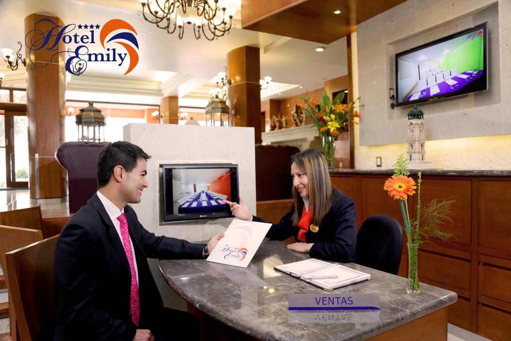 Hotel Emily Pachuca Exterior foto
